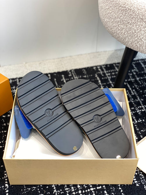 Découvrez les mules Louis Vuitton