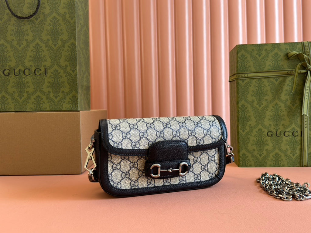 Le sac à bandoulière Gucci Horsebit 1955, modèle 735178