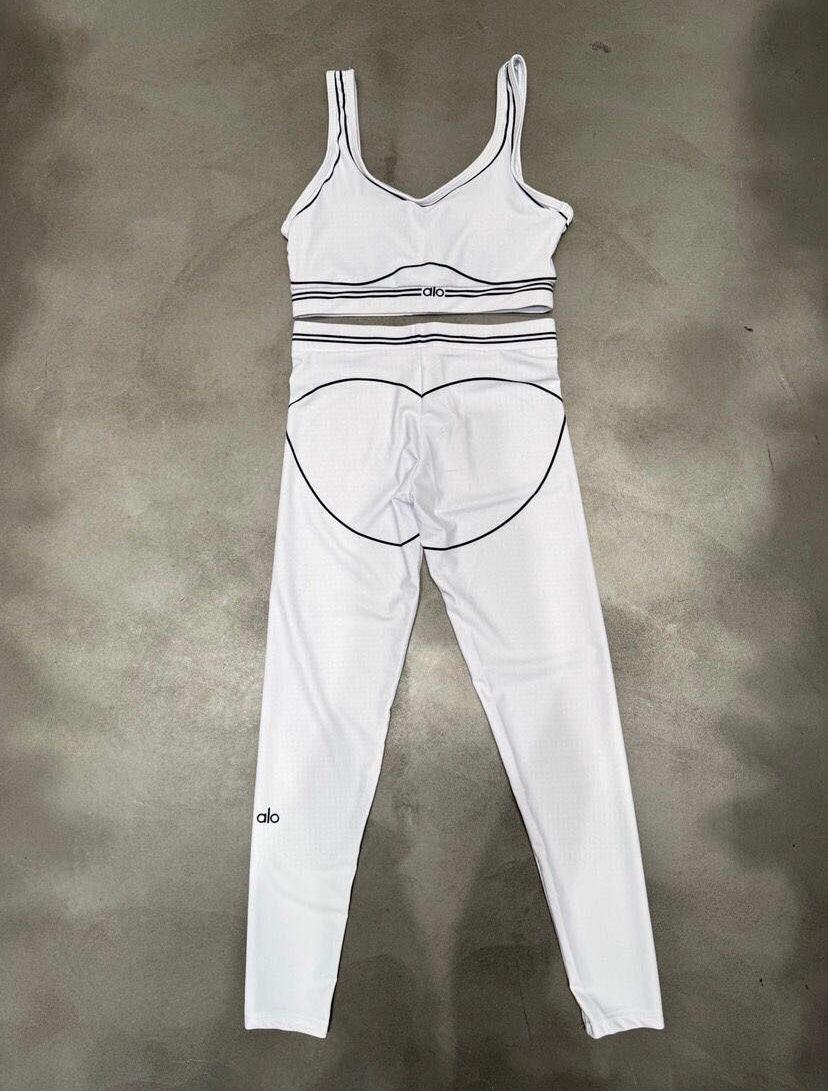 Ensemble sportif Alo – Confort & élégance