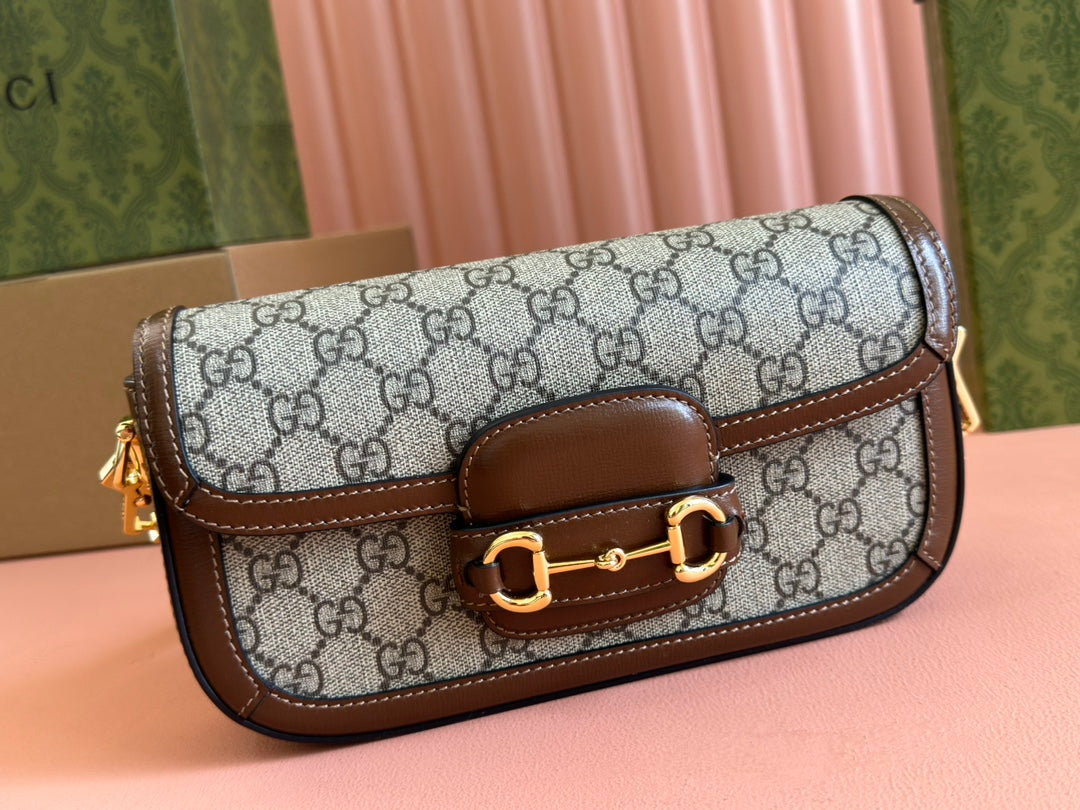 Le sac à main Gucci Horsebit 1955, modèle 735178,