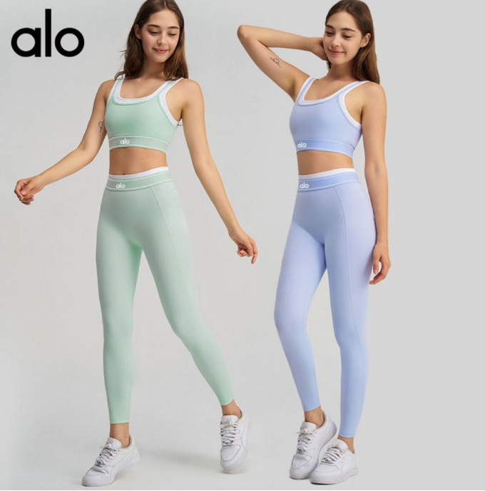Ensemble Alo Yoga Ribbed Training Set