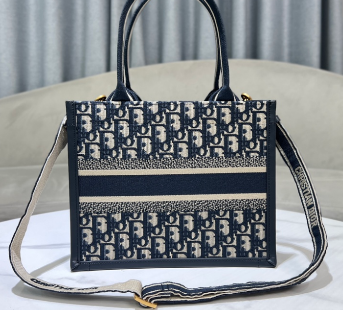 Sac Dior Book Tote – Oblique