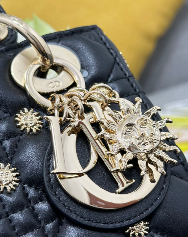 Lady Dior  Étoilé – Édition Soleil Doré
