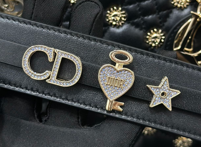 Lady Dior  Étoilé – Édition Soleil Doré