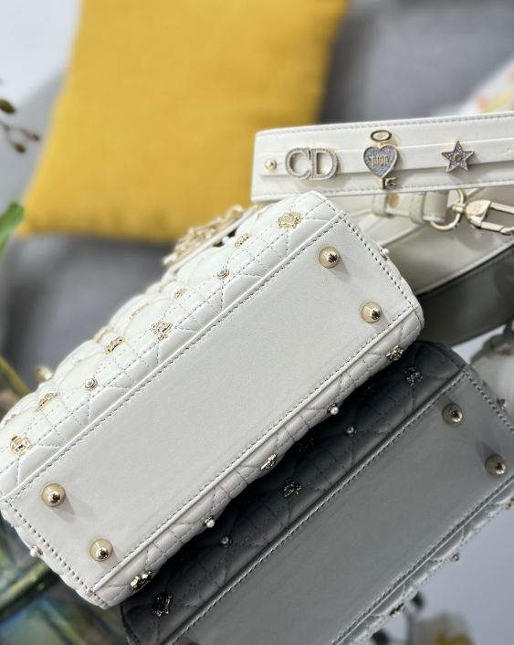 Lady Dior  Étoilé – Édition Soleil Doré