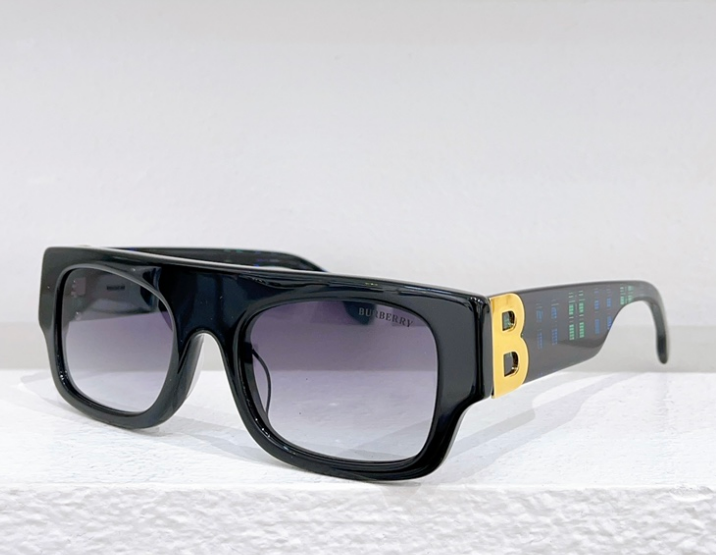 Burberry – Lunettes de soleil Rectangular B Logo Signature