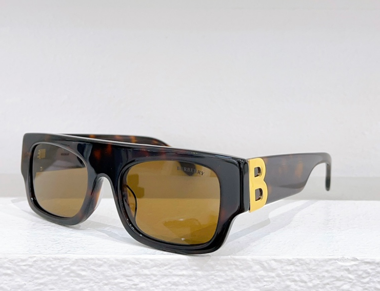 Burberry – Lunettes de soleil Rectangular B Logo Signature