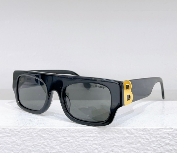 Burberry – Lunettes de soleil Rectangular B Logo Signature