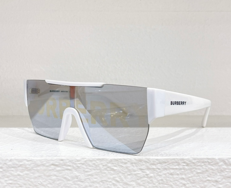 Burberry – Lunettes de soleil Shield Sport Signature