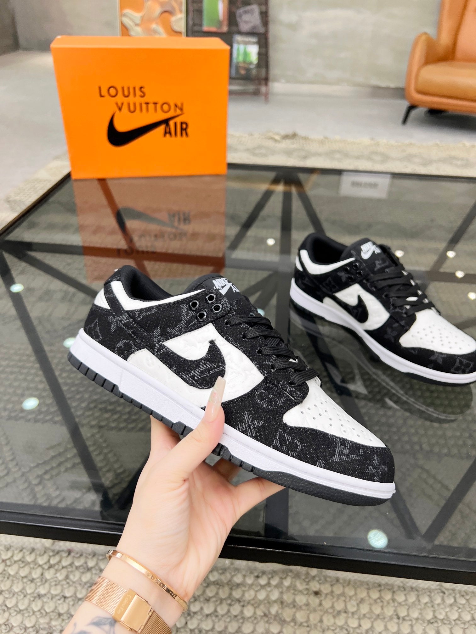 Air Force Collaboration] Louis Vuitton x Nike Air