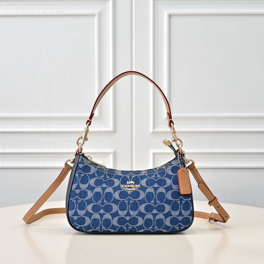 Coach Teri Shoulder Bag