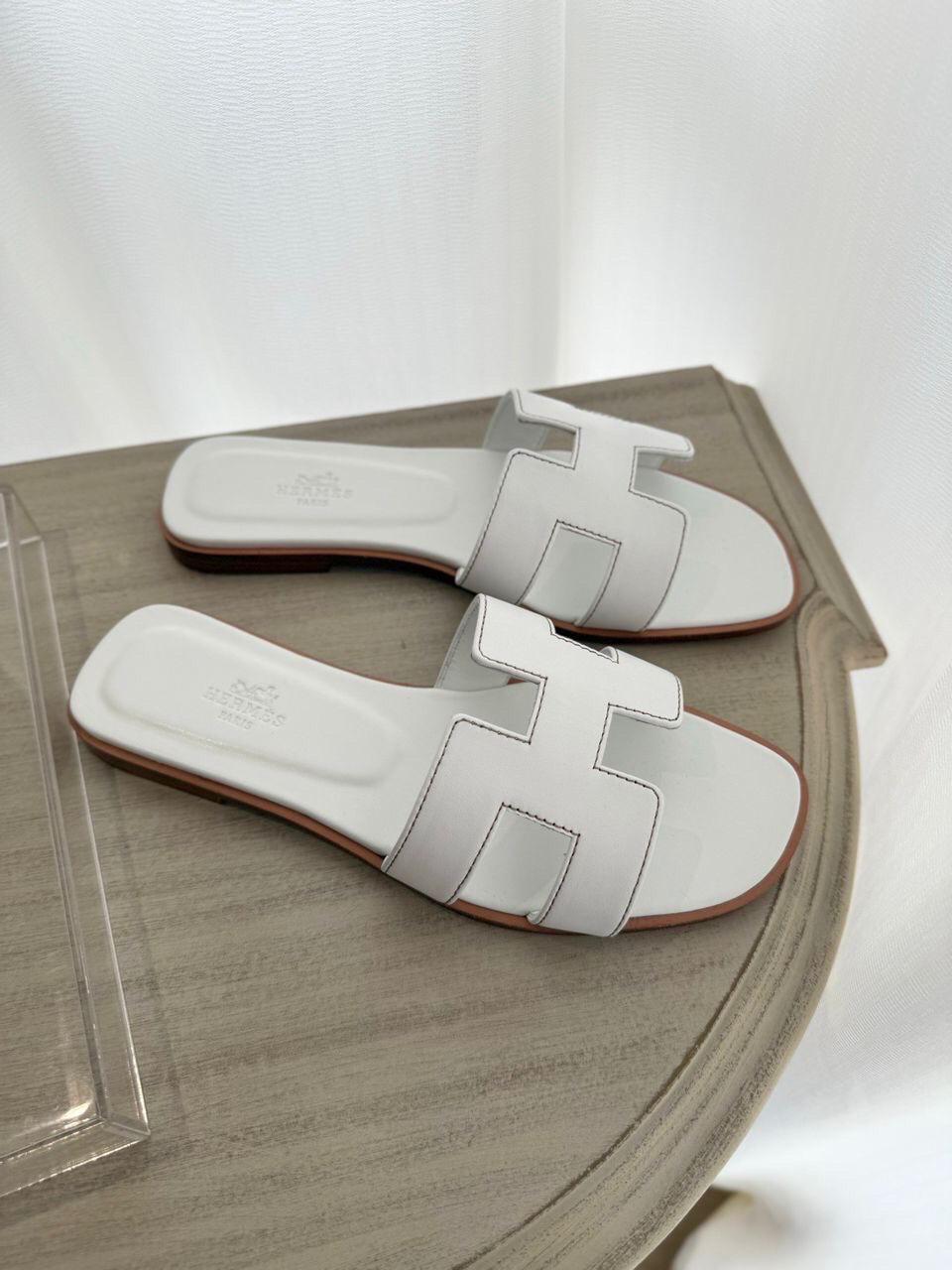 Hermès Oran Sandals